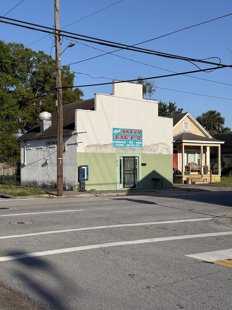 Phil's Jazzy Barbecue Photos 2